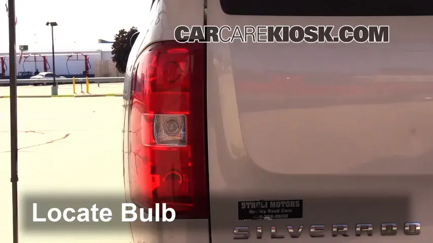 2008 Chevrolet Silverado 2500 HD LT 6.0L V8 Crew Cab Pickup (4 Door) Luces Luz trasera (reemplazar foco)